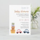 Invitation Voitures et cadeaux chics Drive par Baby shower (Debout devant)