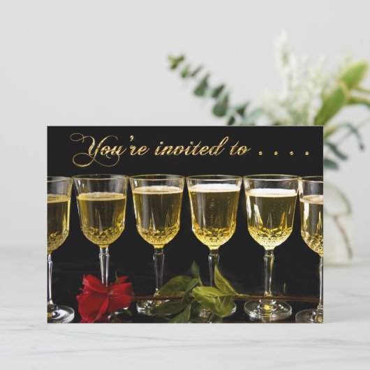 Invitation Vous êtes invité à. (Soirée) (Debout devant)