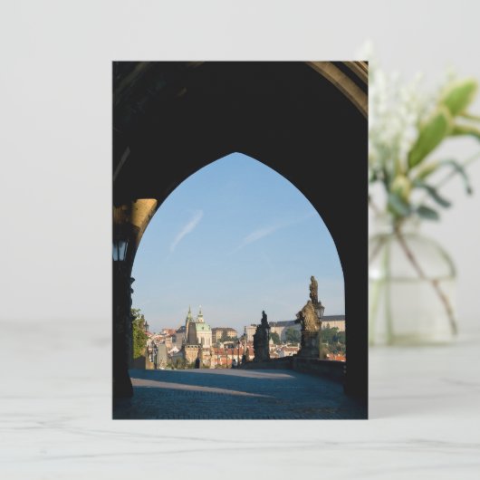 Invitation Vue du pont Charles à Prague (Debout devant)