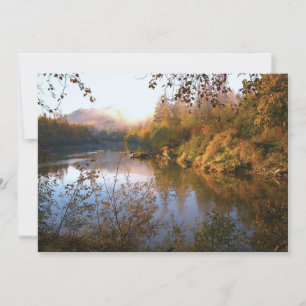 Invitation vue sur la rivière au matin