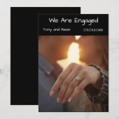 Invitation We Are Engaged Photo Announcement Card | Modern  (Devant / Derrière)