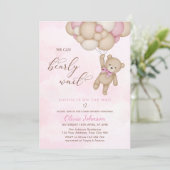Invitation We Can Bearly Wait Pink Baby Shower (Debout devant)