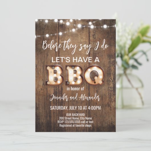 Invitation We Do Retro Rustic Engagement Party (Debout devant)