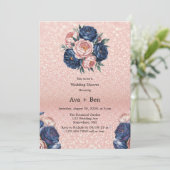 Invitation Wedding shower floral bleu marine et Rose or (Debout devant)