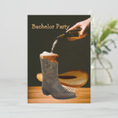Invitation Western Party Bachelor Cowboy Bière Casquette (Debout devant)