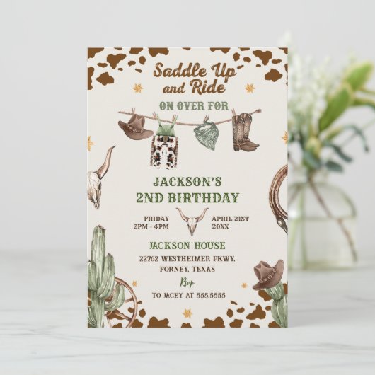 Invitation Western Saddup Et Circuler Pour Anniversaire (Debout devant)
