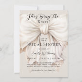 Invitation White Bow She's Tying the Knot Fête des mariées (Devant)