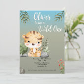 Invitation Wild One Safari Animals Cute Tiger 1st Birthday (Debout devant)