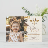 Invitation Wild One Safari girafe moderne photo 1er anniversa (Debout devant)
