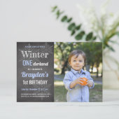 Invitation Winter Chalkboard Photo Boy's 1st Birthday (Debout devant)