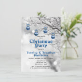 Invitation Winter Wonderland Snow Christmas Party Blue White (Debout devant)