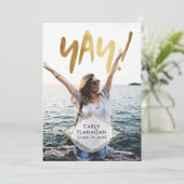 Invitation Yay ! Soirée de célébration de la graduation de l' (Debout devant)