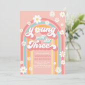 Invitation Young Wild And Three Boho Daisy Rainbow Birthday (Debout devant)
