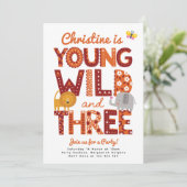 Invitation Young, Wild and Three Invite, Safari 3rd Birthday (Debout devant)