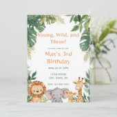 Invitation Young Wild and Three Safari Jungle Birthday (Debout devant)