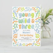 Invitation Young Wild & Three Confetti Balloon 3rd Birthday (Debout devant)