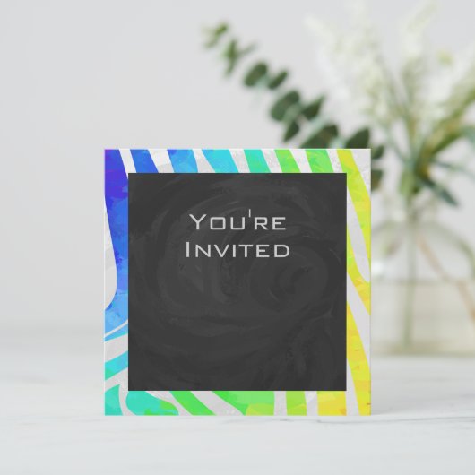 Invitation Zebra Monogram Arc-en-ciel et impression blanche (Debout devant)