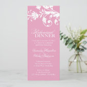 Invitations assez roses de dîner de répétition (Debout devant)