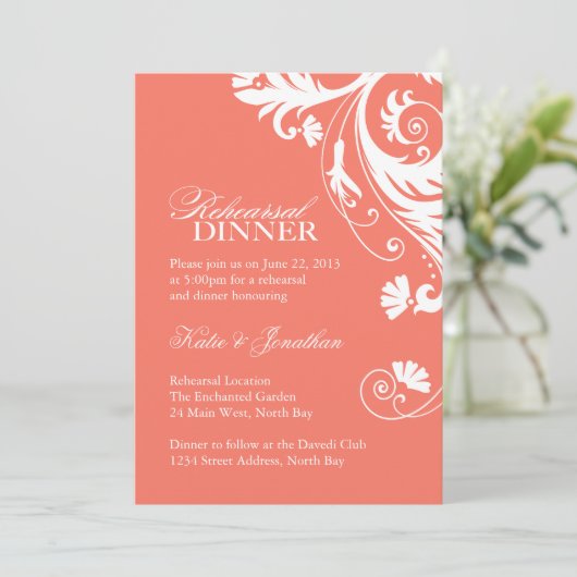Invitations au dîner de répétition de corail (Debout devant)