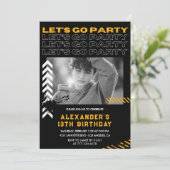 Invitations Black 13e anniversaire Boy Photo Spray (Debout devant)