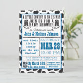 Invitations bleues de baby shower de Cowprint de (Debout devant)