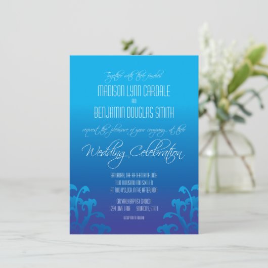 Invitations bleues modernes de mariage de Flourish (Debout devant)