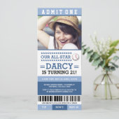 Invitations bleus d'anniversaire de billet de (Debout devant)