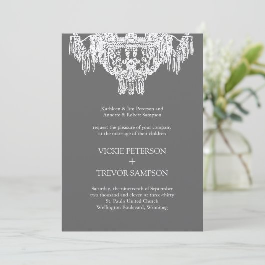 Invitations chiques de mariage de lustre (Debout devant)