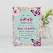 invitations d'anniversaire aux papillons roses et (Debout devant)