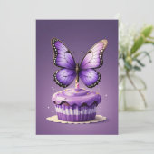 Invitations d'anniversaire aux papillons violets (Debout devant)