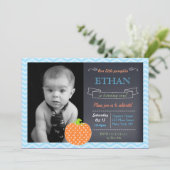 Invitations d'anniversaire citrouille Chalkboard (Debout devant)
