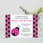 Invitations d'anniversaire de coccinelle de roses (Debout devant)
