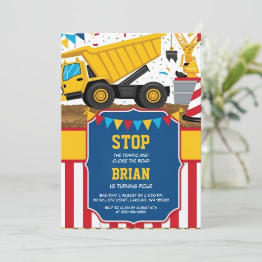 invitations d'anniversaire de construction de gros (Debout devant)