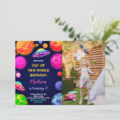 Invitations d'anniversaire de l'espace extra-atmos (Debout devant)