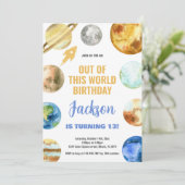Invitations d'anniversaire de l'espace extra-atmos (Debout devant)
