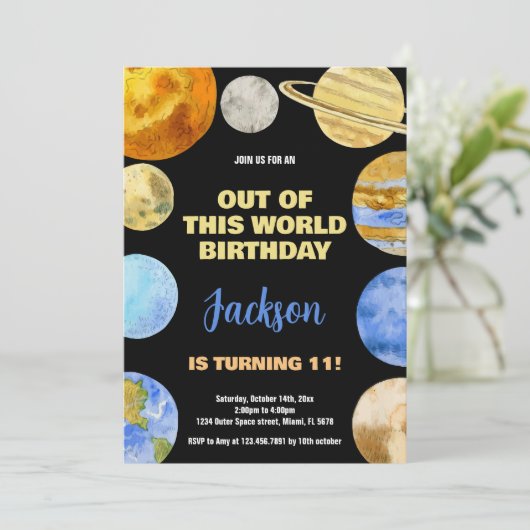 Invitations d'anniversaire de l'espace extra-atmos (Debout devant)