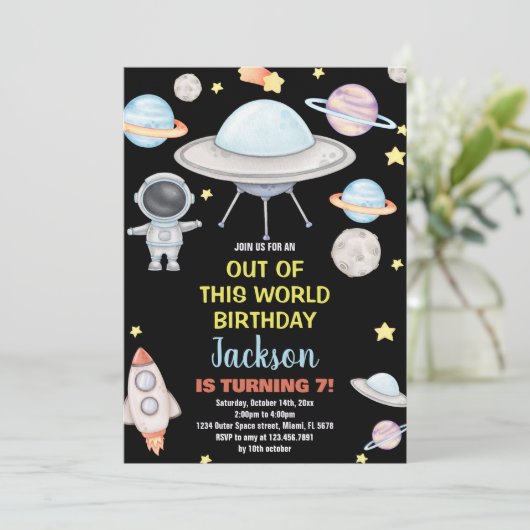 Invitations d'anniversaire de l'espace extra-atmos (Debout devant)