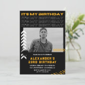 Invitations de 23e anniversaire Homme Photo Spray  (Debout devant)
