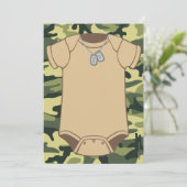 Invitations de baby shower de camouflage (Debout devant)
