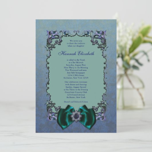 Invitations de Bat mitzvah violets (Debout devant)