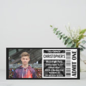 Invitations de billets de cinéma, Anniversaire noi (Debout devant)