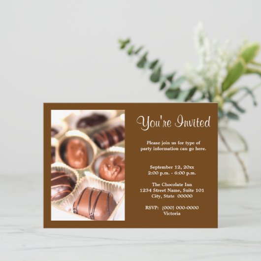 Invitations de chocolats (Debout devant)