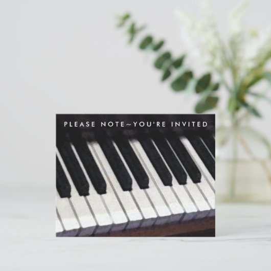 Invitations de considérant de piano (Debout devant)