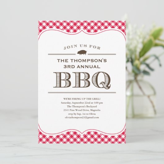 Invitations de cuisine barbecue (Debout devant)