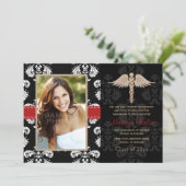 Invitations de diplômes d'infirmières rouges (Debout devant)