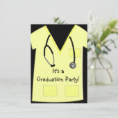 Invitations de diplômes d'infirmières Scrub jaune (Debout devant)