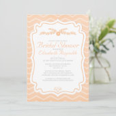 Invitations de douche nuptiale Peach Chevron Strip (Debout devant)