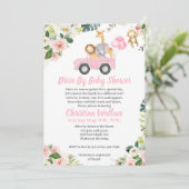 Invitations de douches pour bébés à la conduite d' (Debout devant)