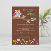 Invitations de douches pour bébés de Twins Owl (Debout devant)