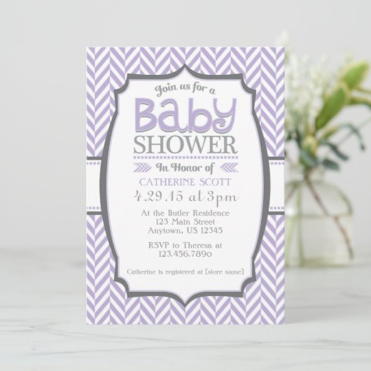 Invitations de douches pour bébés Lavender Grey He (Debout devant)